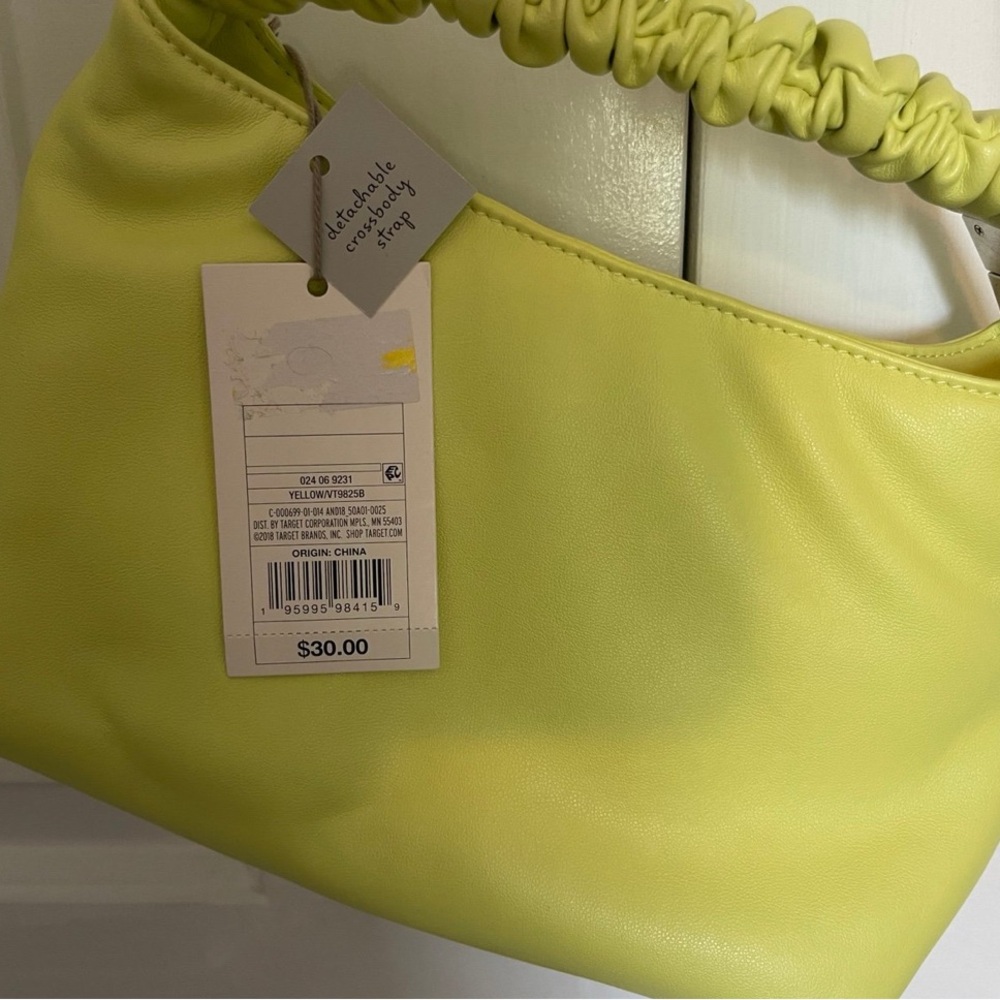 Chic Green Handbag w/ detachable crossbody strap